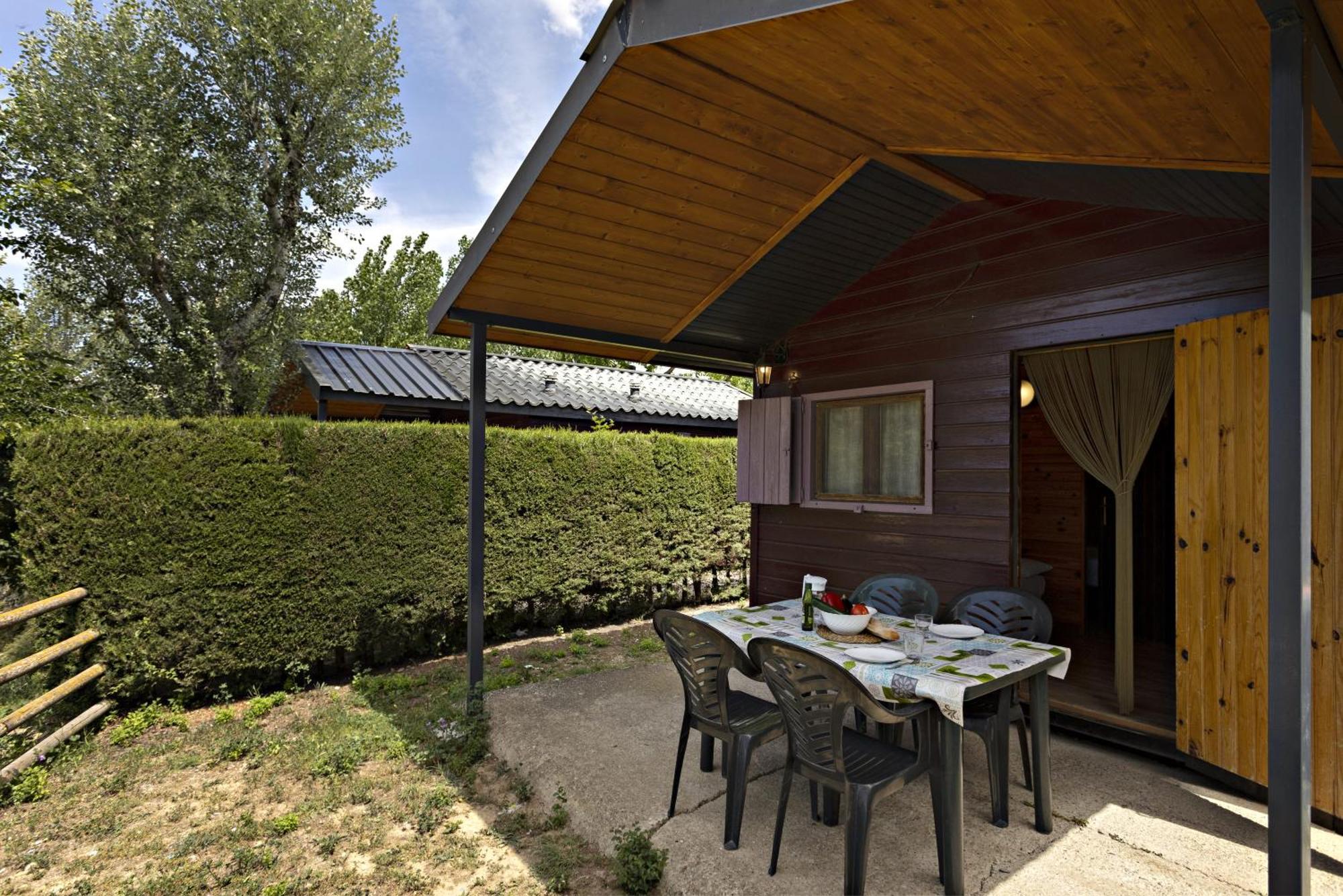 Bungalows - Camping El Solsones Solsona Buitenkant foto